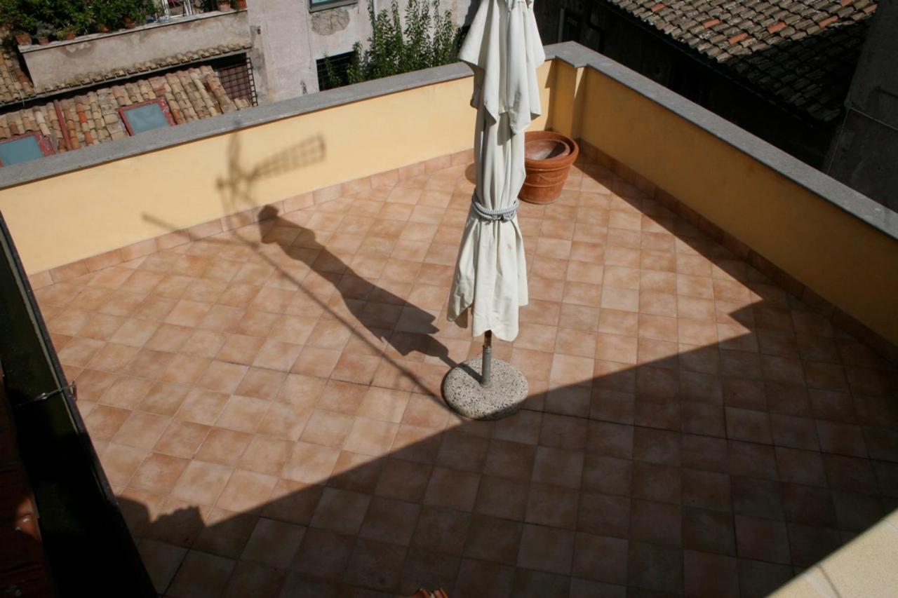 Attico Con Terrazza Santa Cecilia Apartment Rome Exterior photo